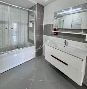 Ankara Yenimahalle'de Havuzlu, Satılık 4+1 Lüks Daire 3