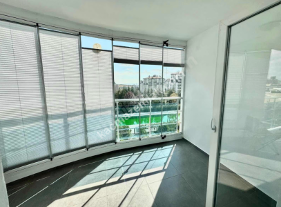 Ankara Yenimahalle'de Havuzlu, Satılık 4+1 Lüks Daire 1