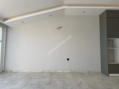 Alanya Cikcilli'de Satılık Tek Tapulu 2 Adet 3+1 Daire 15