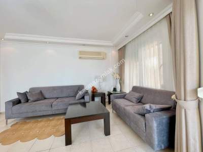 Alanya Merkez'de Satılık 2+1 Deniz Manzaralı Daire 4