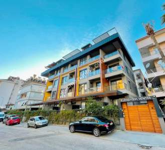 Alanya Kleopatra'Da Lüks 1+1 Eşyalı Satılık Daire