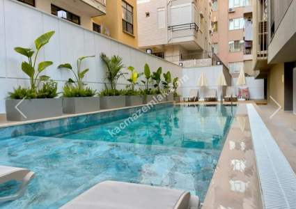 Alanya Kleopatra'da Lüks 1+1 Eşyalı Satılık Daire 4