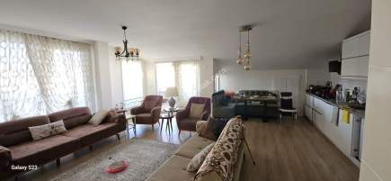 Manavgat Cafeler Caddesinde , Irmağa Yakın 3+1 Satılık 1