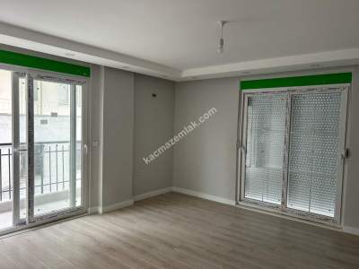 Manavgat Aşağı Pazarcı' Da Satılık 2+1 Daire 4