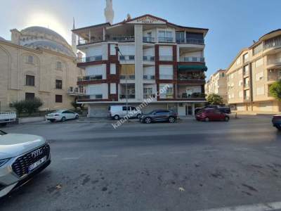 Çağlayan'da Acil Satılık 3+1 Irmak Kenarı Satılık Dair 1