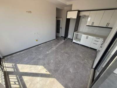 Kaçmaz Emlak'tan 2+1 Satılık 2