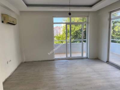 Ilıca'da 2+1 Satılık Daire 4