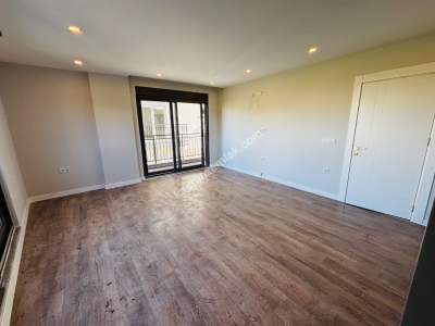 Manavgat Ilıca Merkezde Arakat Daire 4