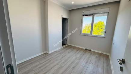 Manavgat Kavaklı Merkez'de Cadde Üstü Satılık Dubleks 12