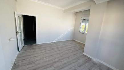 Manavgat Kavaklı Merkez'de Cadde Üstü Satılık Dubleks 3