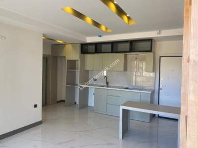 Kaçmaz Emlak'tan Sarılarda Ultra Lüx 1+1 Satılık Daire 8