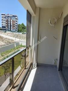 Kaçmaz Emlak'tan Sarılarda Ultra Lüx 1+1 Satılık Daire 14