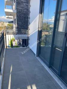 Side'de 2+1 Havuzlu Satılık Daire 9