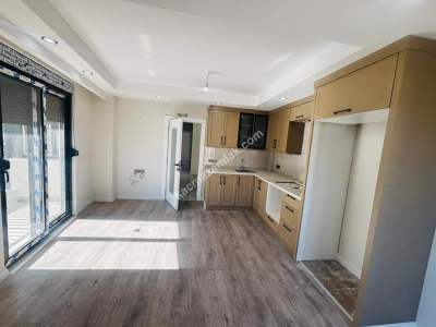 Manavgat Çarşı Merkez'de Satılık 2+1 Daire 3