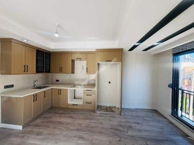 Manavgat Çarşı Merkez'de Satılık 2+1 Daire 2