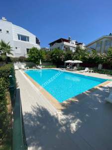 Antalya Muratpaşa Güzeloba'da 1+1 Satılık Daire 16