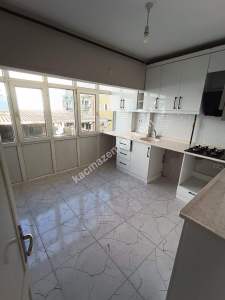 Aydın Cumhuriyet Mah 3+1 Ara Kat Satılık 34