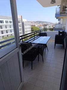 Aydın Girne Mah 4+1 Site İçerisinde Ara Kat Satılık 1