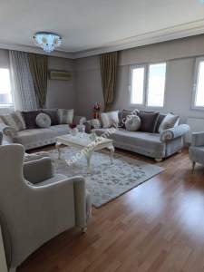 Aydın Girne Mah 4+1 Site İçerisinde Ara Kat Satılık 2