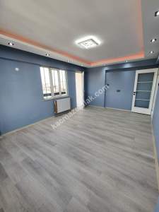 Aydın İncirliova İstiklal Mah 3+1 Cadde Üzeri Satılık 1