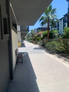 Kuşadası Davutlarda Havuzlu Sitede Satılık Daire 2+1 17