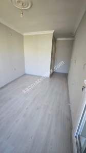 Kuşadası Davutlarda Ara Kat Satılık Daire 3+1 24