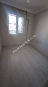 Kuşadası Davutlarda Ara Kat Satılık Daire 3+1 12