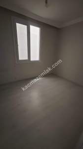 Kuşadası Davutlarda Ara Kat Satılık Daire 3+1 6