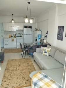 Kuşadası Değirmendere'de Eşyalı Satılık Daire 1+1 3