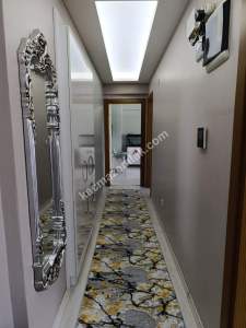 Aydın Umurlu 3+1 Cadde Üzeri Ara Kat Satılık 1