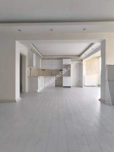 Kacmaz Emlaktan Ordu Caddesinde İçi Yapılı Daire 3