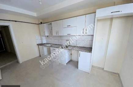 Kaçmaz Emlak Nazilliden Yeşil Mahallede Satılık Daire 6