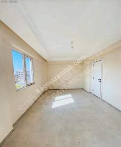 Kaçmaz Emlak Nazilliden Yeşil Mahallede Satılık Daire