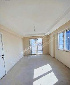 Kaçmaz Emlak Nazilliden Yeşil Mahallede Satılık Daire 3