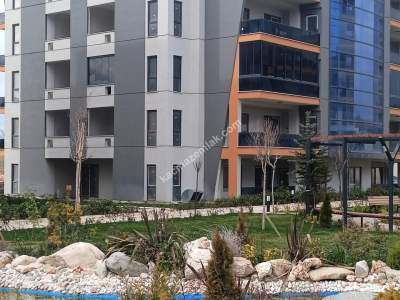 İnegöl Akhisar Mah Satılık Site İçi Havuzlu Sıfır Daire 22