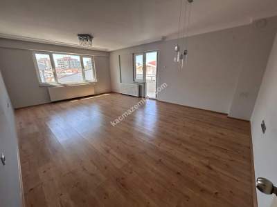 Nilüfer Balat-Ahmet Yesevi De Satılık 3+1 Ara Kat Daire 17