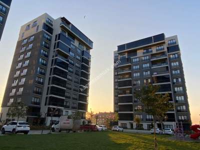 Nilüfer Barış Ataevler Mah Satılık Sitede Havuzlu Daire 31