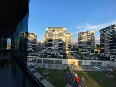 Nilüfer Barış Ataevler Mah Satılık Sitede Havuzlu Daire 21