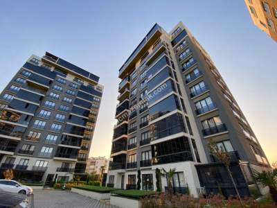 Nilüfer Barış Ataevler Mah Satılık Sitede Havuzlu Daire 25