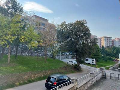 Nilüfer Beşevler Mah Satılık Asansörlü Ara Kat Daire 33