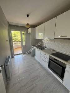 Beşevler/Konak Mah. Merkezi Konumda Bakımlı 3+1 Satılık 10