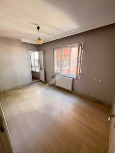 Beşevler/Konak Mah. Merkezi Konumda Bakımlı 3+1 Satılık 18