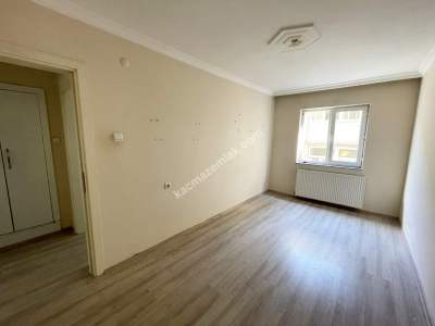 Osmangazi Aktarhüssam Mah. Merkezde Satılık 2+1 Daire 18