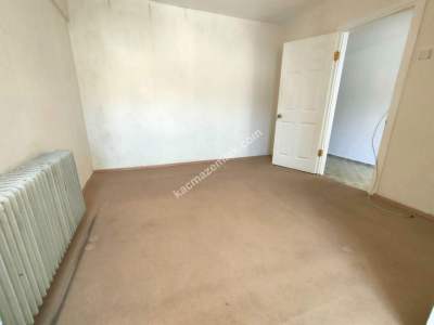 Osmangazi Ortapazar Cad Tophanede Satılık 3+1 Daire 10