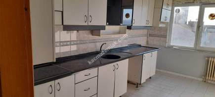 Bursa Tayakadın Mahalle Satılık Daire 3+1 40