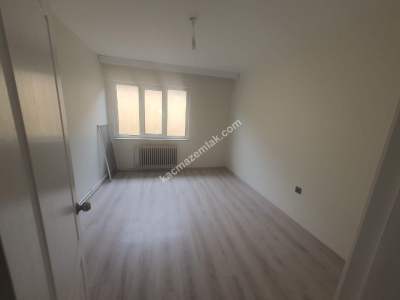 Osmangazi İlçe Zafer Atıcılar Mah Satılık 2+1 Daire 11