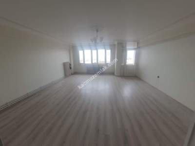 Osmangazi İlçe Zafer Atıcılar Mah Satılık 2+1 Daire 17