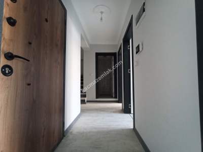 Bursa Yıldırım Demetevlerde Satılık 4+1 Sıfır D.daire 12