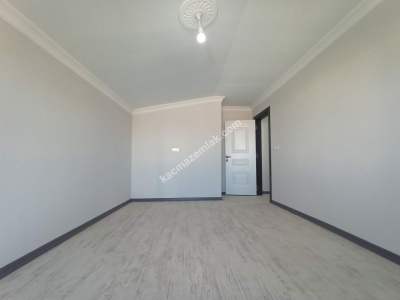 Bursa Yıldırım Demetevlerde Satılık 4+1 Sıfır D.daire 21