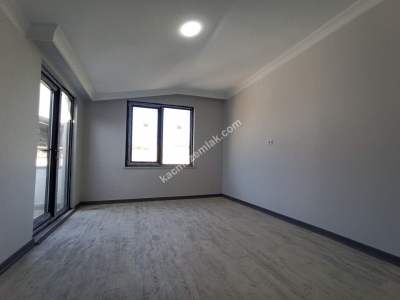 Bursa Yıldırım Demetevlerde Satılık 4+1 Sıfır D.daire 25